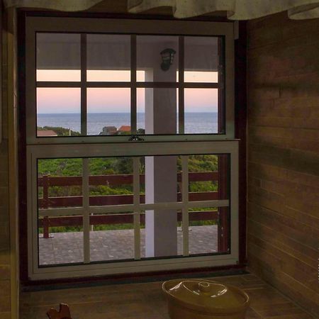 Adega Ninho Da Cagarra Villa Calheta de Nesquim Exterior photo