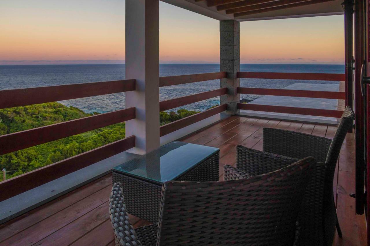 Adega Ninho Da Cagarra Villa Calheta de Nesquim Exterior photo